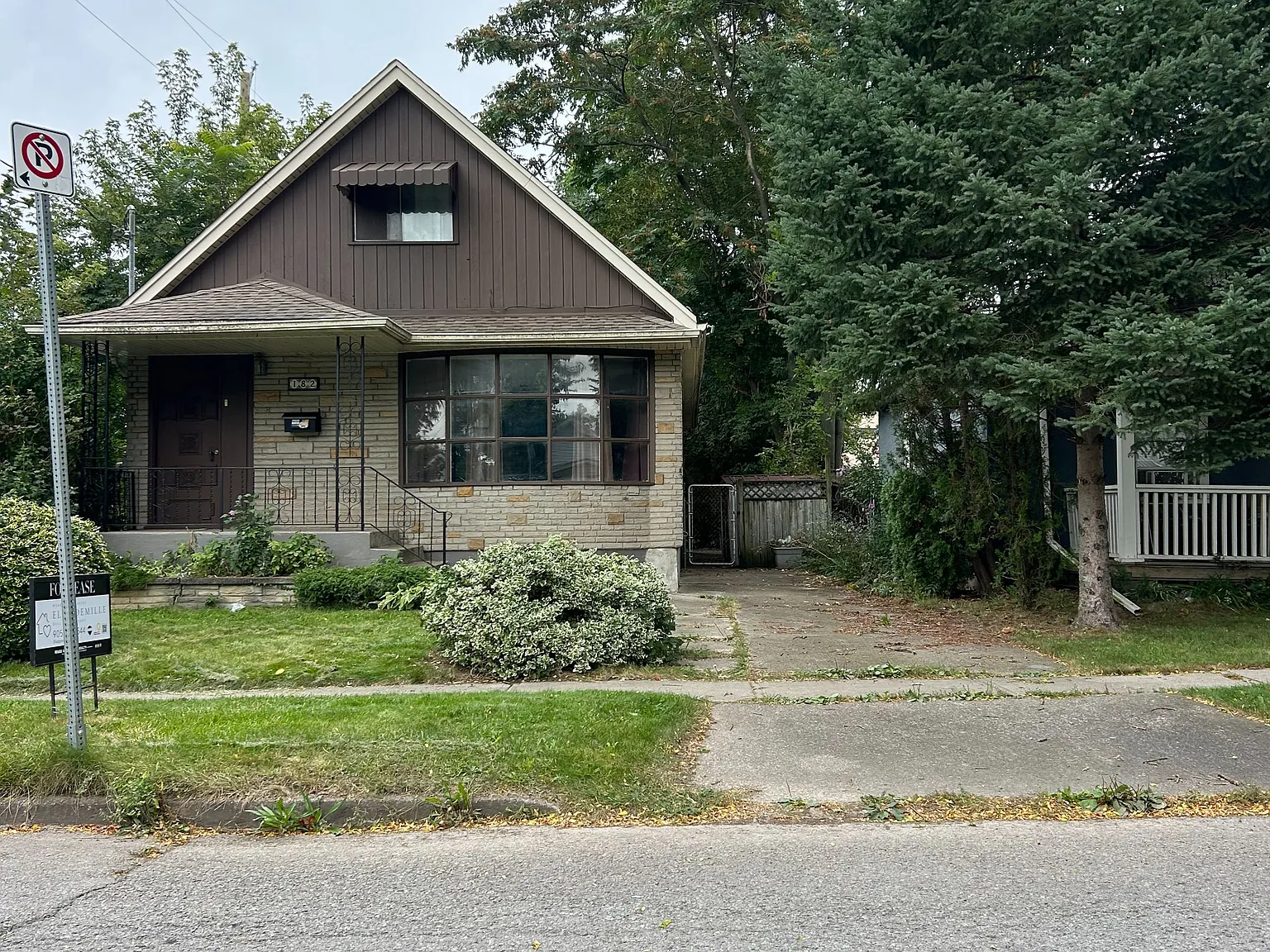 3 bed, $2,200 — Photo 1