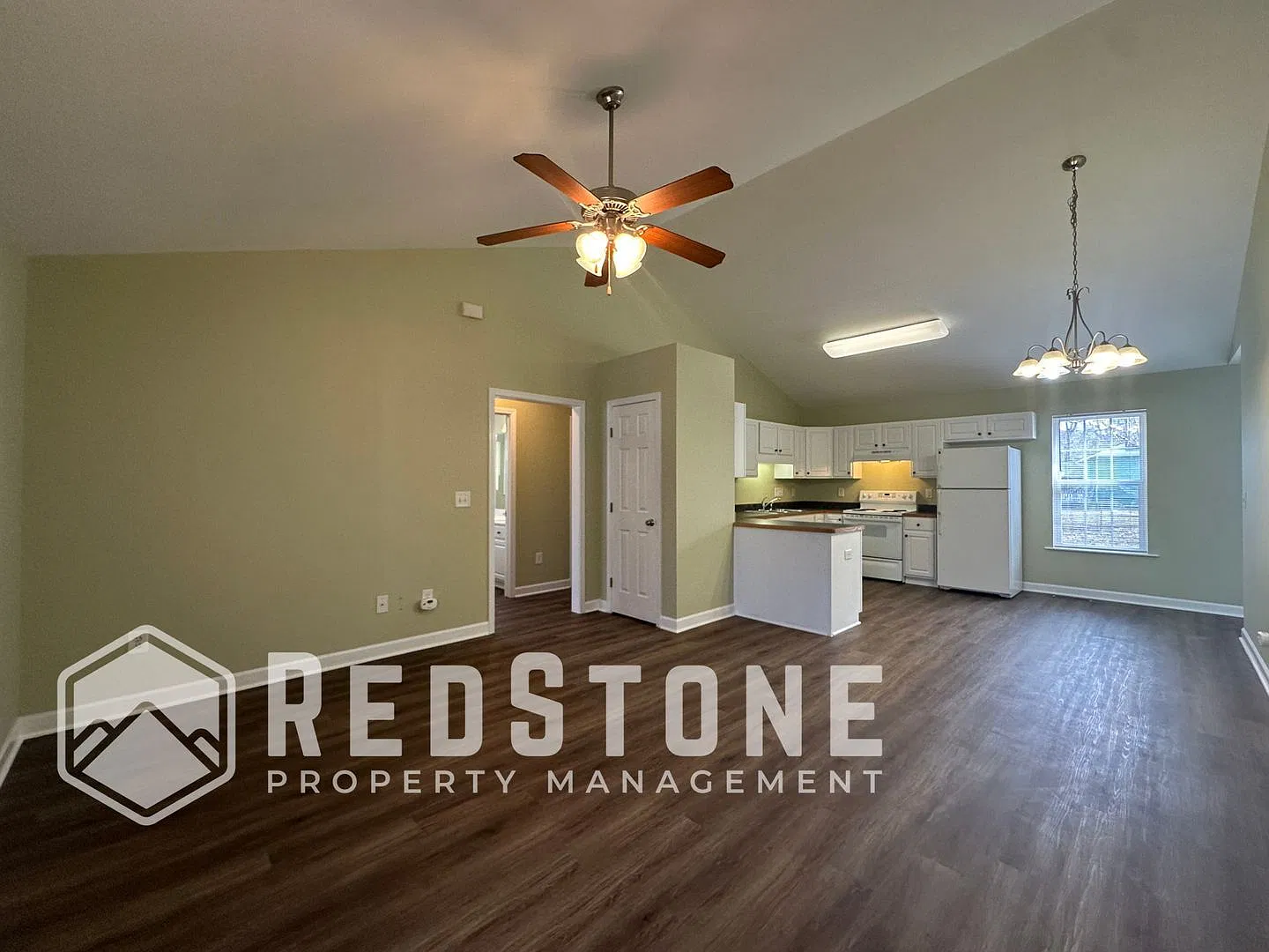 3 bed, 2.0 bath, $1,695 — Photo 4