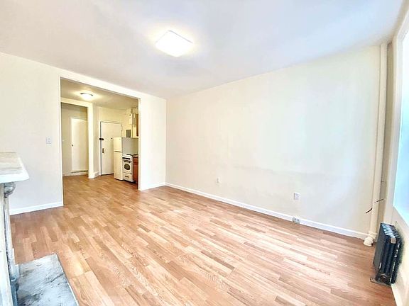 3rd image of 51 W 8th St APT 10