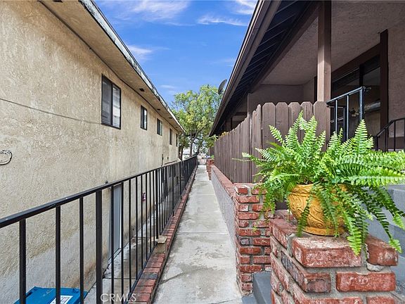 3rd image of 504 S Monterey St APT 3