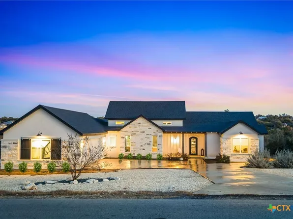 1326 Via Principale, New Braunfels, TX 78132