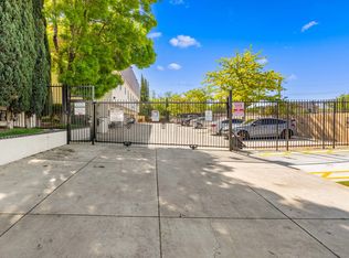 39129 10th St W #14, Palmdale, CA