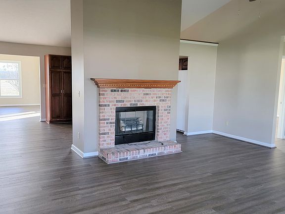 2nd image of 12233 E 166th St