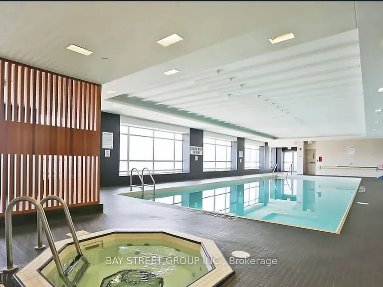 275 Yorkland Rd #1510 — Photo 39
