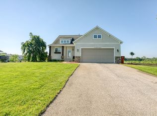 6876 Peninsula Ct NE, Rockford, MI