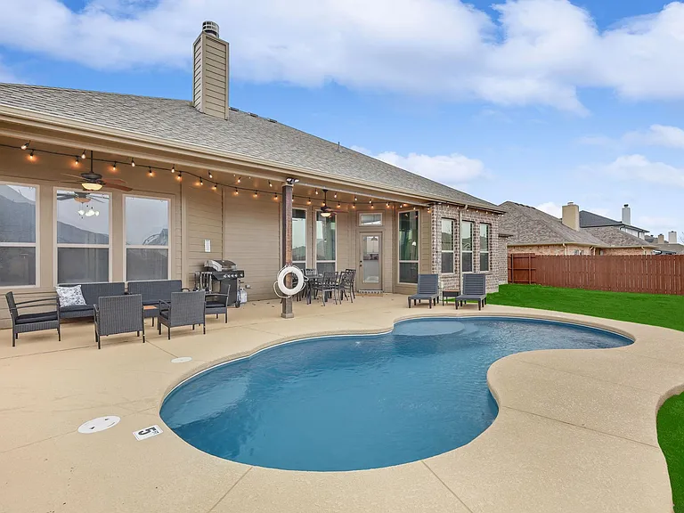 213 Nocona Dr — Photo 36