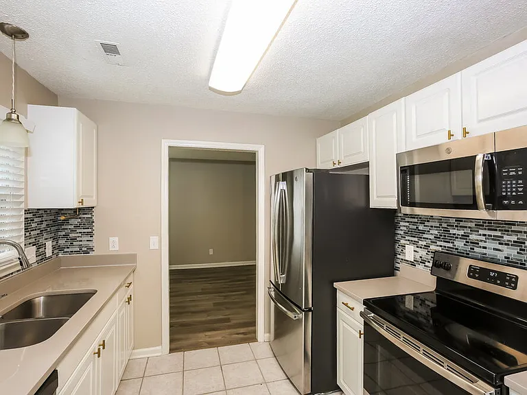 3416 Fortis Ln — Photo 8
