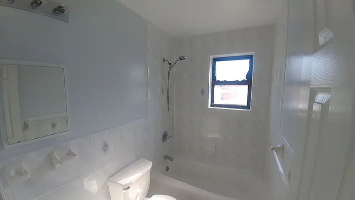 Rented by Halvatzis Realty | media 12