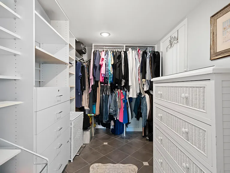 233 NE Edgewater Dr #104 — Photo 20