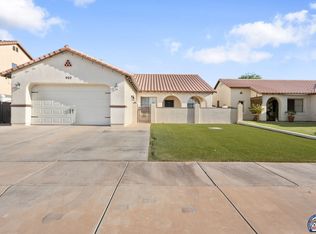 902 Danenberg Dr, El Centro, CA 92243