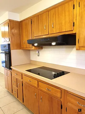 Rented by R New York | media 44