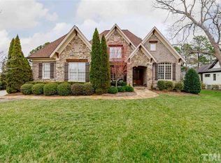 2004 Greyhawk Pl, Apex, NC 27539
