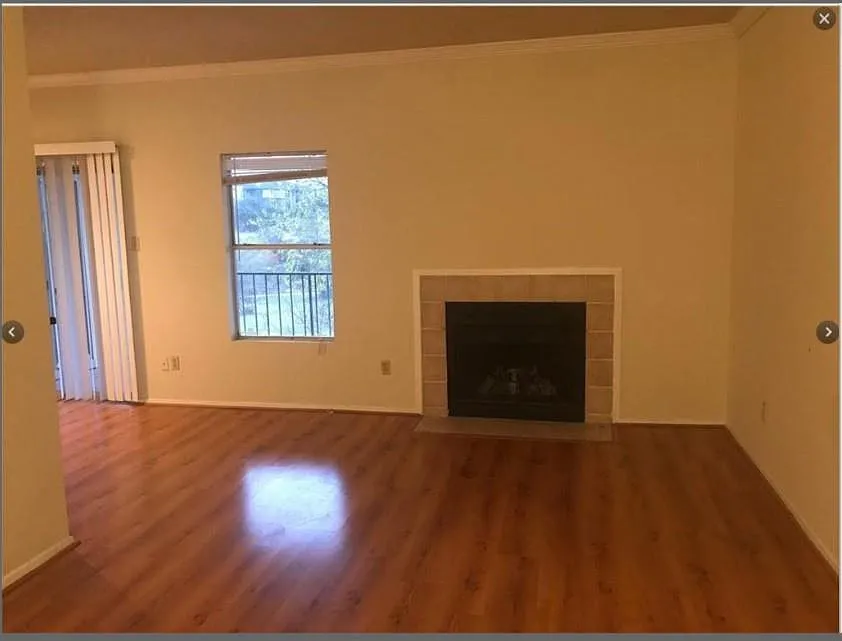 1 bed, 1.0 bath, 727 sqft, $1,150 — Photo 3