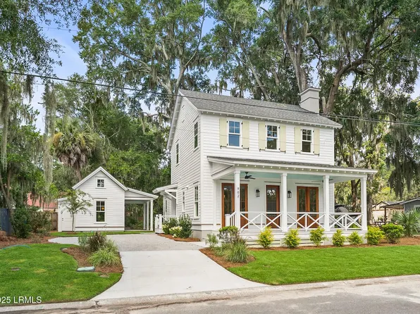 902 Harrington St, Beaufort, SC 29902