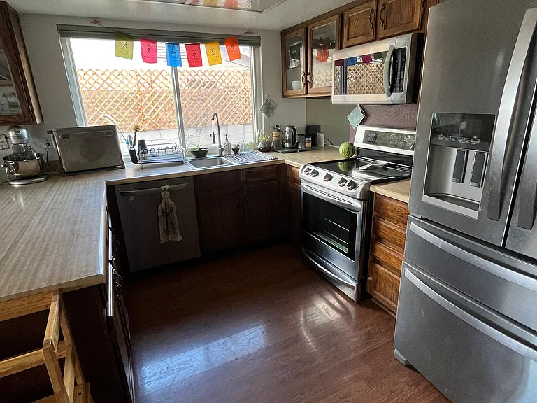 4526 W Buffalo St — Photo 8
