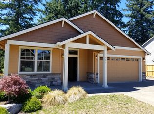 117 NE Oak View Ln, Estacada, OR 97023