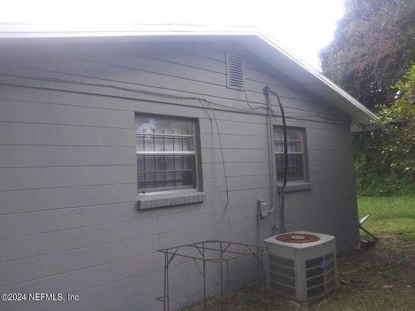 jacksonville-florida-154609983 picture