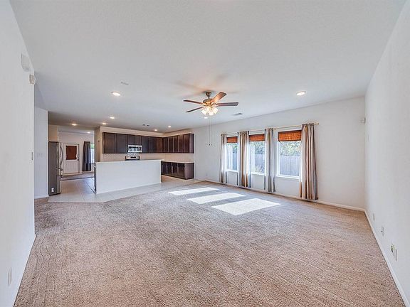 4th image of 18843 Cedar Birch Ln