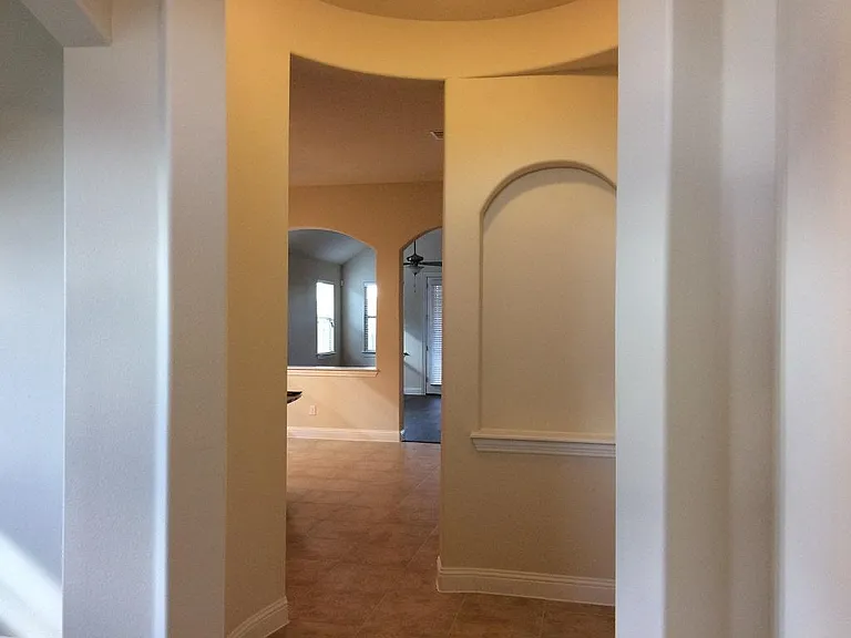 5820 Fremont Dr — Photo 15