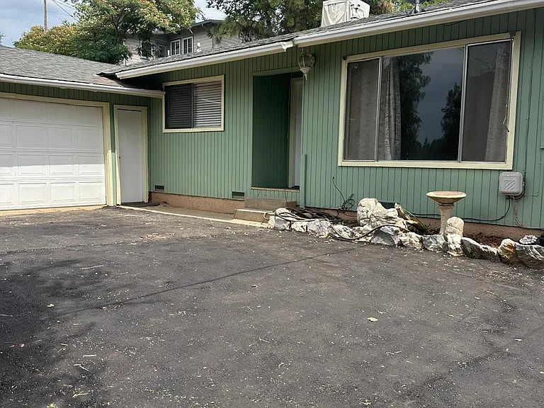 11968 Campo Seco Rd — Photo 1