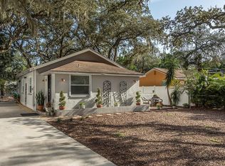 2113 W Henry Ave, Tampa, FL 33603