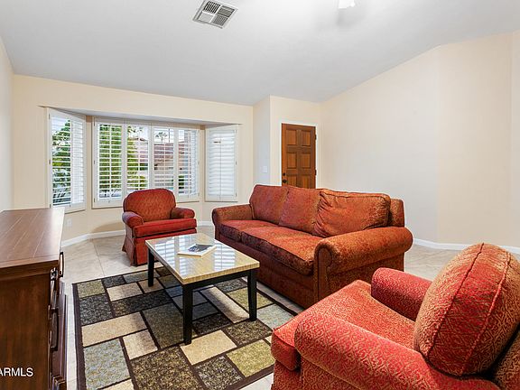 5th image of 3706 E DESERT FLOWER Lane
