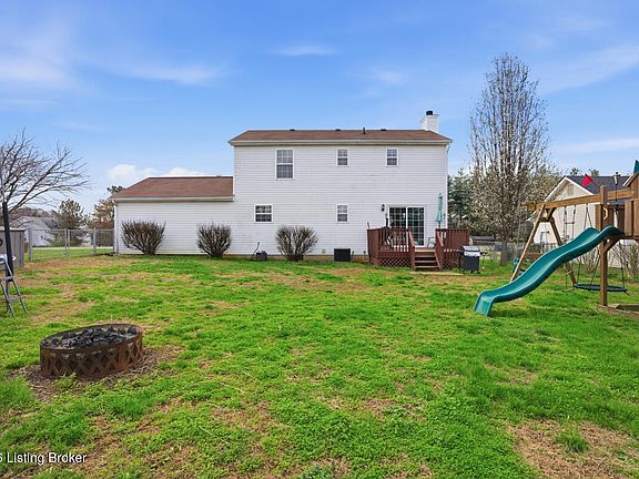 3rd image of 501 Eileen Ct