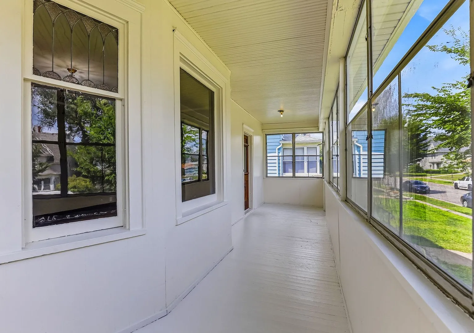 Beautiful 4-Bedroom Craftsman with Classic Character & Modern Updates — Photo 4