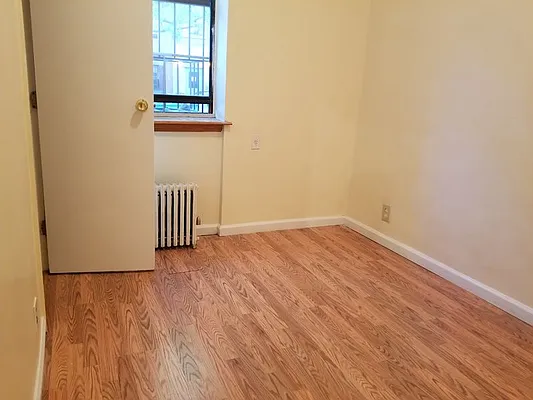 Rented by New York Residence | media 16