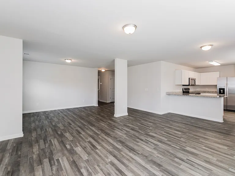 208 Saddle Brooke Trce — Photo 2
