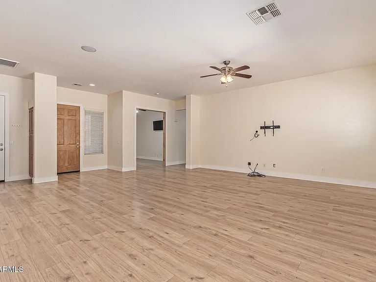 4978 E Karsten Dr — Photo 5