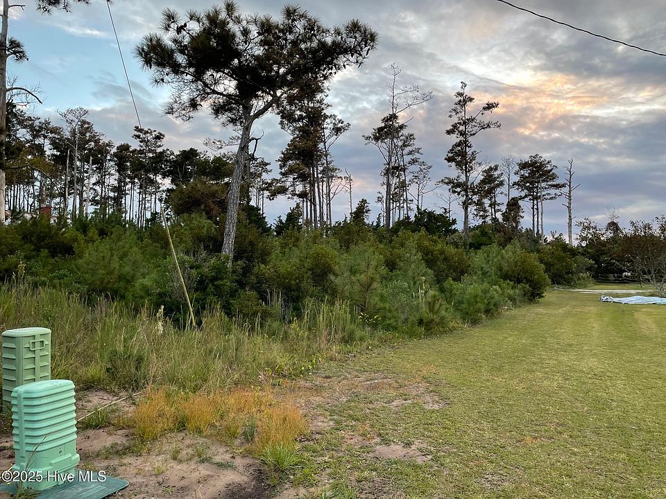 2nd image of 3019 Cedar Island Rd