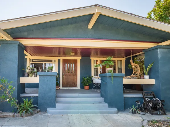 1028 W 56th St, Los Angeles, CA 90037