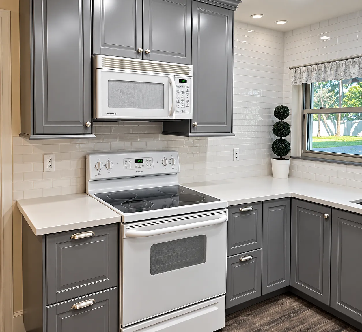2 bed, 1100 sqft, $1,699 — Photo 3