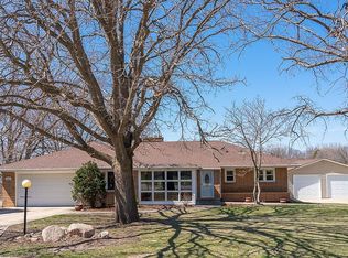 1921 Brookside Dr, Cedar Falls, IA 50613