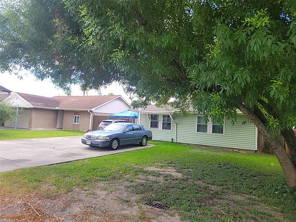 3rd image of 1009 Wisconsin St