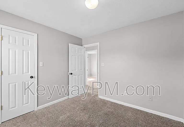 122 Oakwood Dr — Photo 21