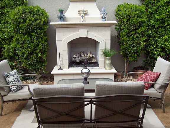 4th image of 64 Antique Garden St