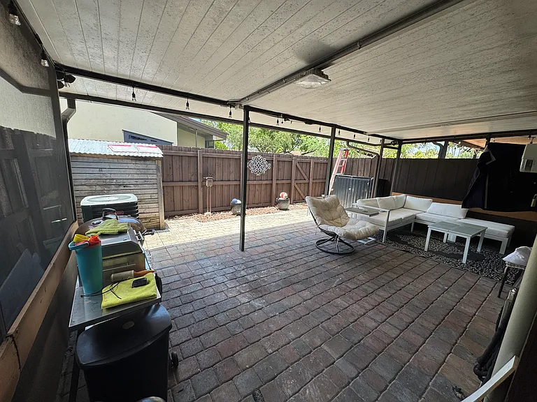 Poinsetta Ct — Photo 15