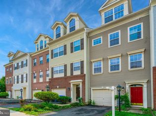 7987 Avery Park Ct, Alexandria, VA 22306