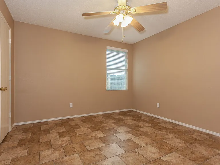 2128 Panorama Ln — Photo 12