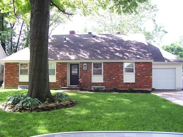 1st image of 829 Marilynn Ave