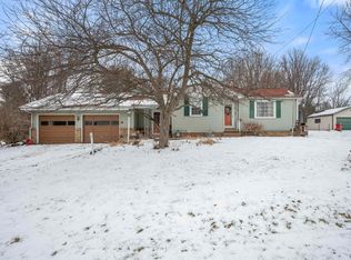 405 E Cypress St, Elmwood, IL 61529