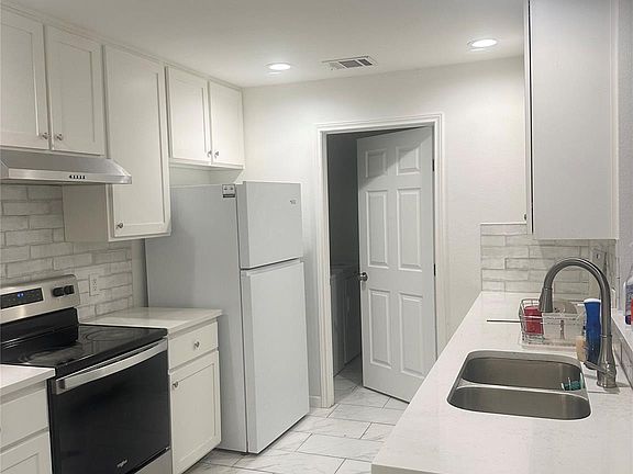 5th image of 13609 Letti Ln