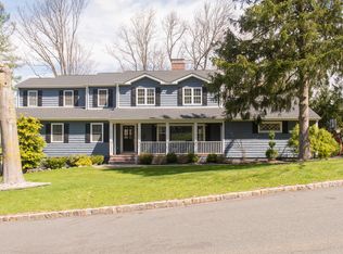173 Knollwood Dr, New Providence, NJ 07974