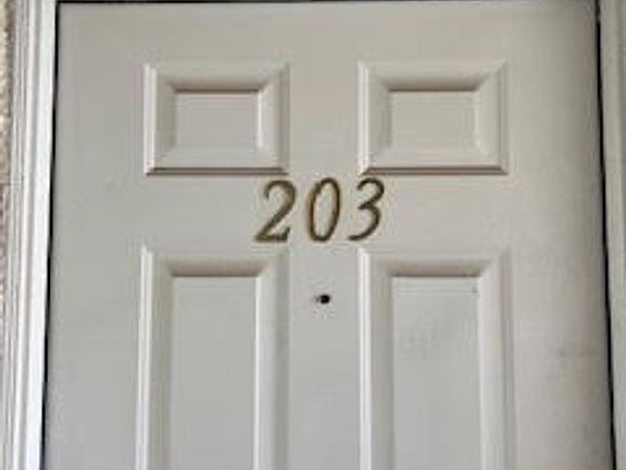 2nd image of 3190 Tarpon Dr Unit 203