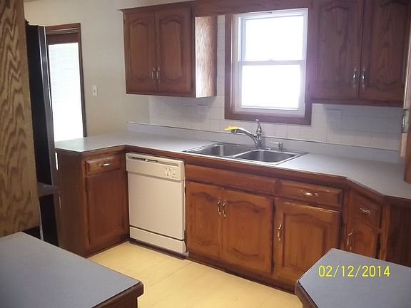 5th image of 16524 Brenden Ln
