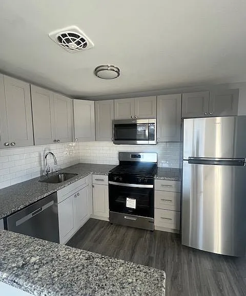 10834 Harrow Rd #2 — Photo 2