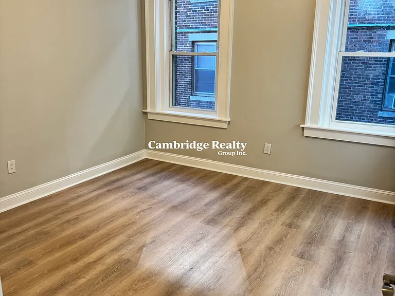 1193 Commonwealth Ave #5T — Photo 10