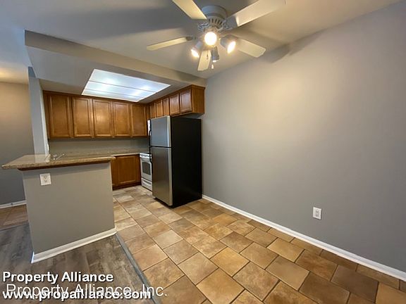 4th image of 432 Edgehill Ln Unit 36